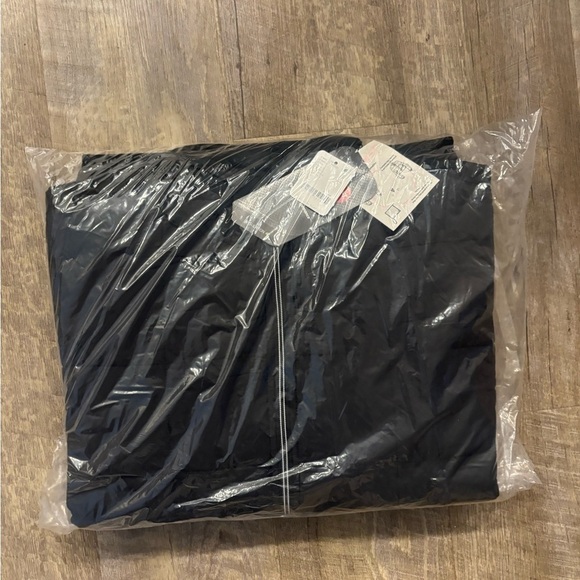 NWT NEW Free People Movement x Hatch Pippa packable puffer jacket in black - Picture 9 of 9